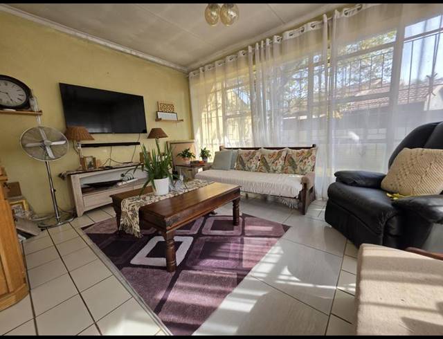 4 BEDROOM HOUSE FOR SALE IN RANDHART